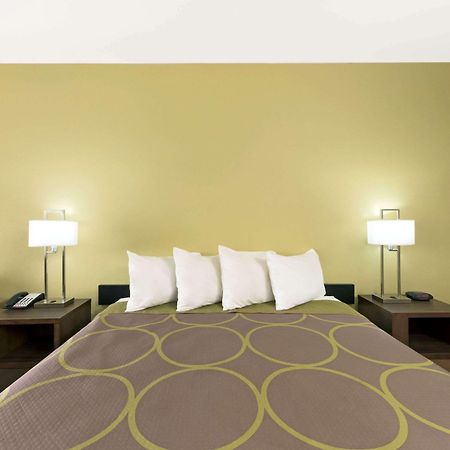 Super 8 By Wyndham Colorado City Exterior foto
